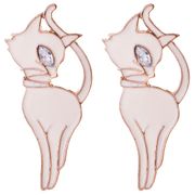 Кошка белая 