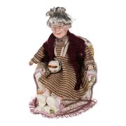 кукла фарфоровая декоративная бабушка в кресле 27*23*33 см. (кор=4шт.)