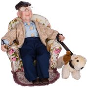 кукла фарфоровая декоративная дедушка высота=32 см.